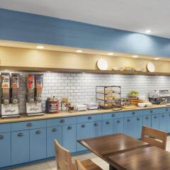 Отель Country Inn & Suites Columbus Airport США, Колумбус - отзывы, цены и фото номеров - забронировать отель Country Inn & Suites Columbus Airport онлайн питание фото 2