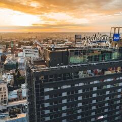 Отель Radisson Blu Hotel Latvija Латвия, Рига - 7 отзывов об отеле, цены и фото номеров - забронировать отель Radisson Blu Hotel Latvija онлайн пляж фото 2