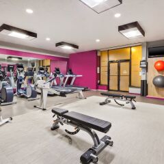 Отель Crowne Plaza Columbus North- Worthington США, Колумбус - отзывы, цены и фото номеров - забронировать отель Crowne Plaza Columbus North- Worthington онлайн фитнесс-зал фото 4