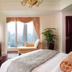 Отель The Ritz-Carlton, Guangzhou комната для гостей фото 4