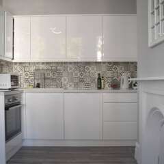 Отель Contemporary 2 Bedroom Flat in Brighton Брайтон в номере фото 2