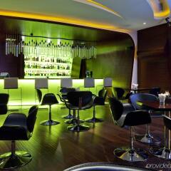Hangzhou Haiwaihai Crown Hotel гостиничный бар