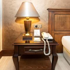 Lares Park Hotel сейф в номере