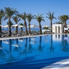 Отель Radisson Blu Resort & Thalasso, Hammamet бассейн