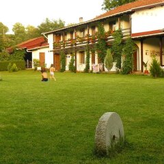 Отель Guest House Dan Kolov Болгария, Габрово - отзывы, цены и фото номеров - забронировать отель Guest House Dan Kolov онлайн спортивное сооружение