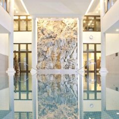 Отель Kempinski Grand Hotel des Bains Швейцария, Санкт-Мориц - 1 отзыв об отеле, цены и фото номеров - забронировать отель Kempinski Grand Hotel des Bains онлайн бассейн фото 2