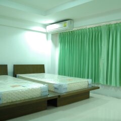 Отель Suvarnabhumi Apartment Таиланд, Бангкок - отзывы, цены и фото номеров - забронировать отель Suvarnabhumi Apartment онлайн комната для гостей фото 2