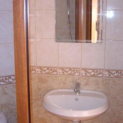 Отель Guest House Val and Kate Свети Влас ванная