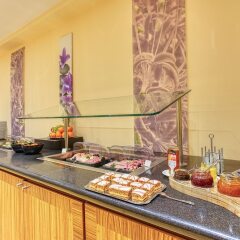 Отель Centro Hotel Celler Tor Германия, Брауншвейг - отзывы, цены и фото номеров - забронировать отель Centro Hotel Celler Tor онлайн приотельная территория фото 2