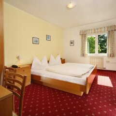 Hotel Sigmundskron Аппиано-сулла-Страда-дель-Вино комната для гостей фото 3