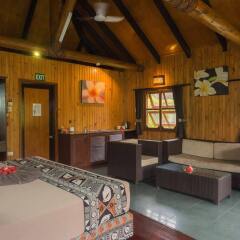 Отель Uprising Beach Resort Фиджи, Вити-Леву - отзывы, цены и фото номеров - забронировать отель Uprising Beach Resort онлайн интерьер отеля