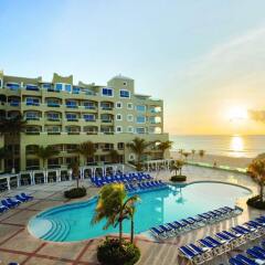Отель Panama Jack Resorts Gran Caribe Cancun - All Inclusive Мексика, Канкун - 1 отзыв об отеле, цены и фото номеров - забронировать отель Panama Jack Resorts Gran Caribe Cancun - All Inclusive онлайн бассейн фото 2