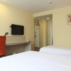 Отель Home Inn комната для гостей фото 2