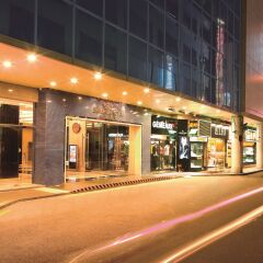 Emperor Hotel вид на фасад фото 2