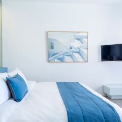 Отель Alti Santorini Suites Греция, Остров Санторини - отзывы, цены и фото номеров - забронировать отель Alti Santorini Suites онлайн комната для гостей