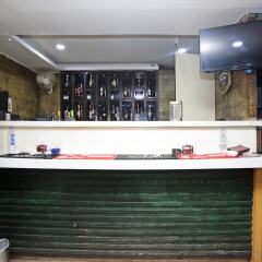 OYO 13214 Hotel Metro 7x11 гостиничный бар