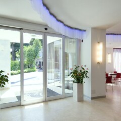 Отель Mercure Rimini Lungomare Италия, Римини - 8 отзывов об отеле, цены и фото номеров - забронировать отель Mercure Rimini Lungomare онлайн интерьер отеля фото 3