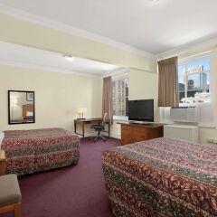 Отель Travelodge by Wyndham Downtown Chicago комната для гостей фото 3