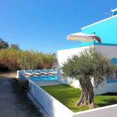 Отель Seabreeze Villa Греция, Калимнос - отзывы, цены и фото номеров - забронировать отель Seabreeze Villa онлайн приотельная территория фото 2