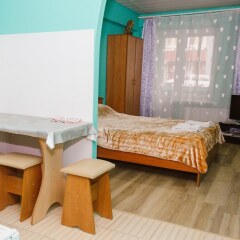 Гостиница Economy on Baykalskaya 234B-4-16 в Иркутске отзывы, цены и фото номеров - забронировать гостиницу Economy on Baykalskaya 234B-4-16 онлайн Иркутск комната для гостей фото 4