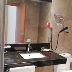 Отель Ciudad De Ponferrada Понферрада ванная