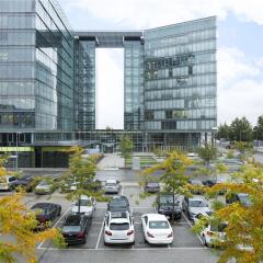 Отель NH Vienna Airport Conference Center парковка