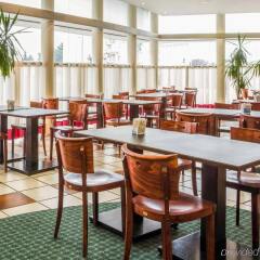 Отель ibis Braganca питание