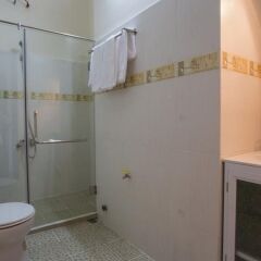 Отель Quynh Nhan Homestay ванная фото 2