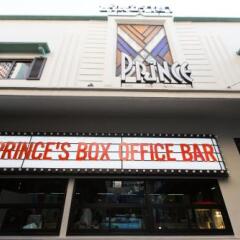 Отель Prince Theatre Heritage Stay Бангкок городской автобус