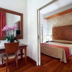 Hotel Delle Nazioni сейф в номере