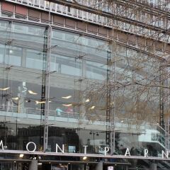 Отель Nouvel Du Theatre Париж спортивное сооружение