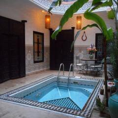 Отель Riad Hugo Марокко, Марракеш - отзывы, цены и фото номеров - забронировать отель Riad Hugo онлайн бассейн