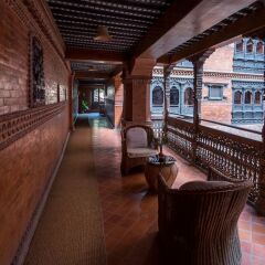 Отель Kantipur Temple House Непал, Катманду - 1 отзыв об отеле, цены и фото номеров - забронировать отель Kantipur Temple House онлайн балкон