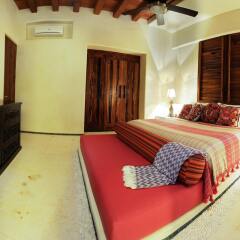 Отель Las Palmas Beachfront Villas Мексика, Коакоюл - отзывы, цены и фото номеров - забронировать отель Las Palmas Beachfront Villas онлайн комната для гостей фото 3