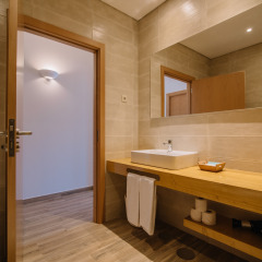 Отель Quinta Dos Poetas Hotel Португалия, Пешао - отзывы, цены и фото номеров - забронировать отель Quinta Dos Poetas Hotel онлайн ванная фото 2