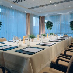 Отель Wyndham Köln Германия, Кёльн - 3 отзыва об отеле, цены и фото номеров - забронировать отель Wyndham Köln онлайн помещение для мероприятий