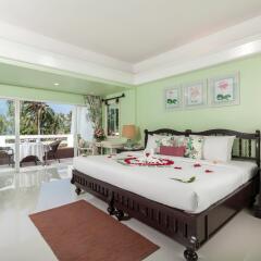 Отель Thavorn Palm Beach Resort Phuket 5* Номер Делюкс с различными типами кроватей фото 3