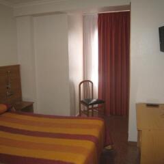 Отель Hostal Pensimar Испания, Эль-Альтет - отзывы, цены и фото номеров - забронировать отель Hostal Pensimar онлайн удобства в номере