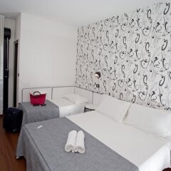 Hotel Adelphi Риччоне комната для гостей