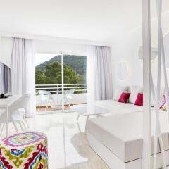 Отель Grupotel Ibiza Beach Resort - Adults Only комната для гостей фото 5