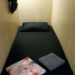 One House Kaboni Group Hostel удобства в номере