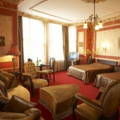 Отель Buyuk Londra Oteli - Special Class комната для гостей фото 5