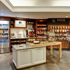 Отель DoubleTree by Hilton Hotel Toronto Downtown Канада, Торонто - отзывы, цены и фото номеров - забронировать отель DoubleTree by Hilton Hotel Toronto Downtown онлайн развлечения