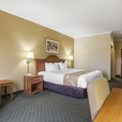 Rodeway Inn in Tahlequah, United States of America from 73$, photos, reviews - zenhotels.com guestroom photo 4