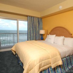 DoubleTree Suites by Hilton Melbourne Beach Oceanfront in Satellite Beach, United States of America from 270$, photos, reviews - zenhotels.com guestroom