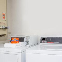 Отель Days Inn Neptune Beach удобства в номере