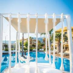 Parthenis Hotel & Suites