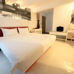 Armoni Hotel Sukhumvit 11 комната для гостей фото 2