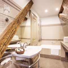 Iron Gate Hotel and Suites сауна