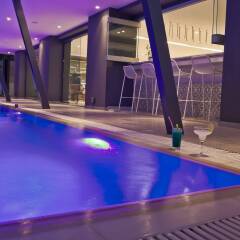 Отель Alexia Premier City Hotel - Adults Only Греция, Родос - отзывы, цены и фото номеров - забронировать отель Alexia Premier City Hotel - Adults Only онлайн бассейн фото 2